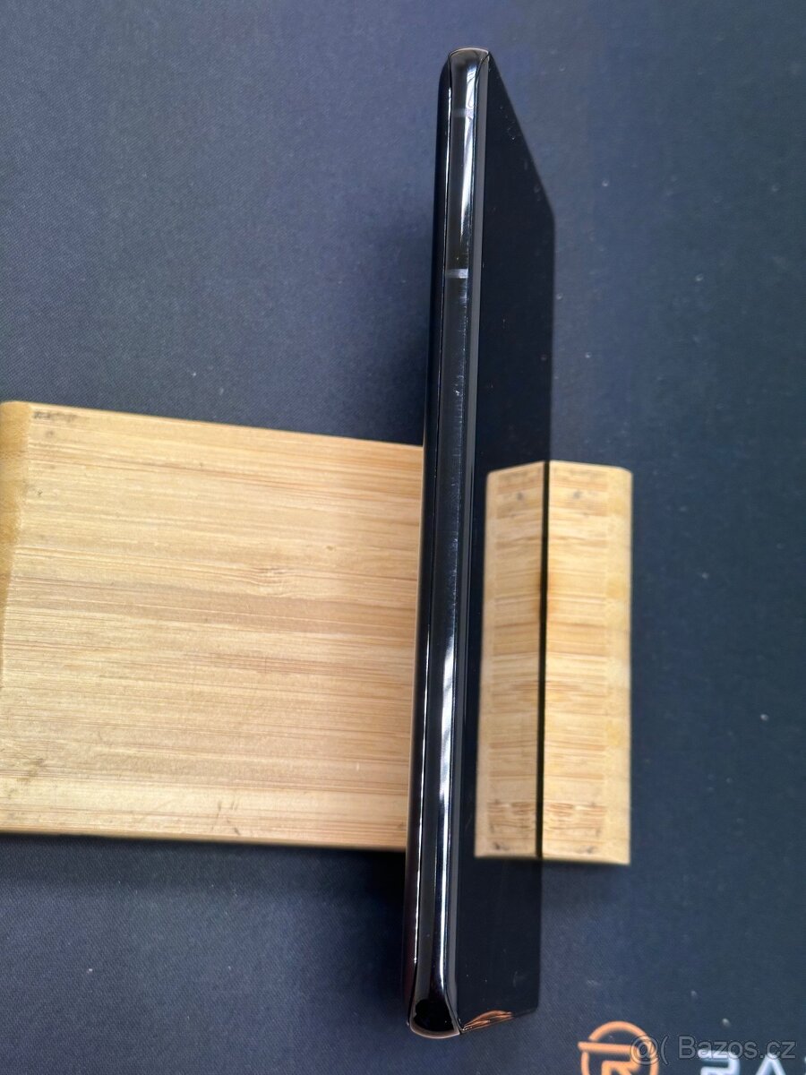 Samsung Galaxy S21 Ultra 256GB Černý - 8