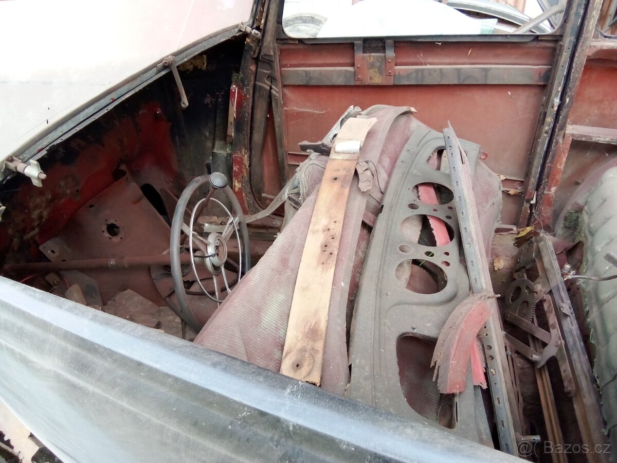 Mercedes 170 W15 - 8