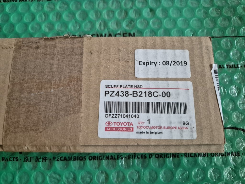 dekorativní ozdobné a ochranné lišty prahu Toyota Yaris , Au - 8