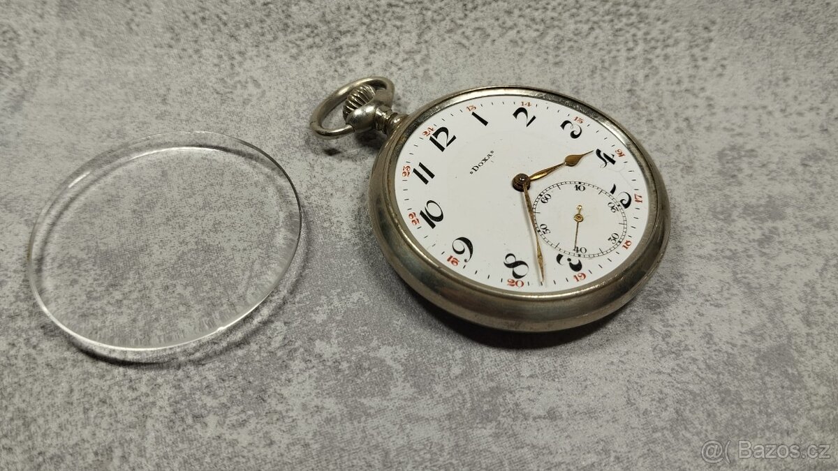 Starožitné pánské kapesní hodinky DOXA, medaile - 8