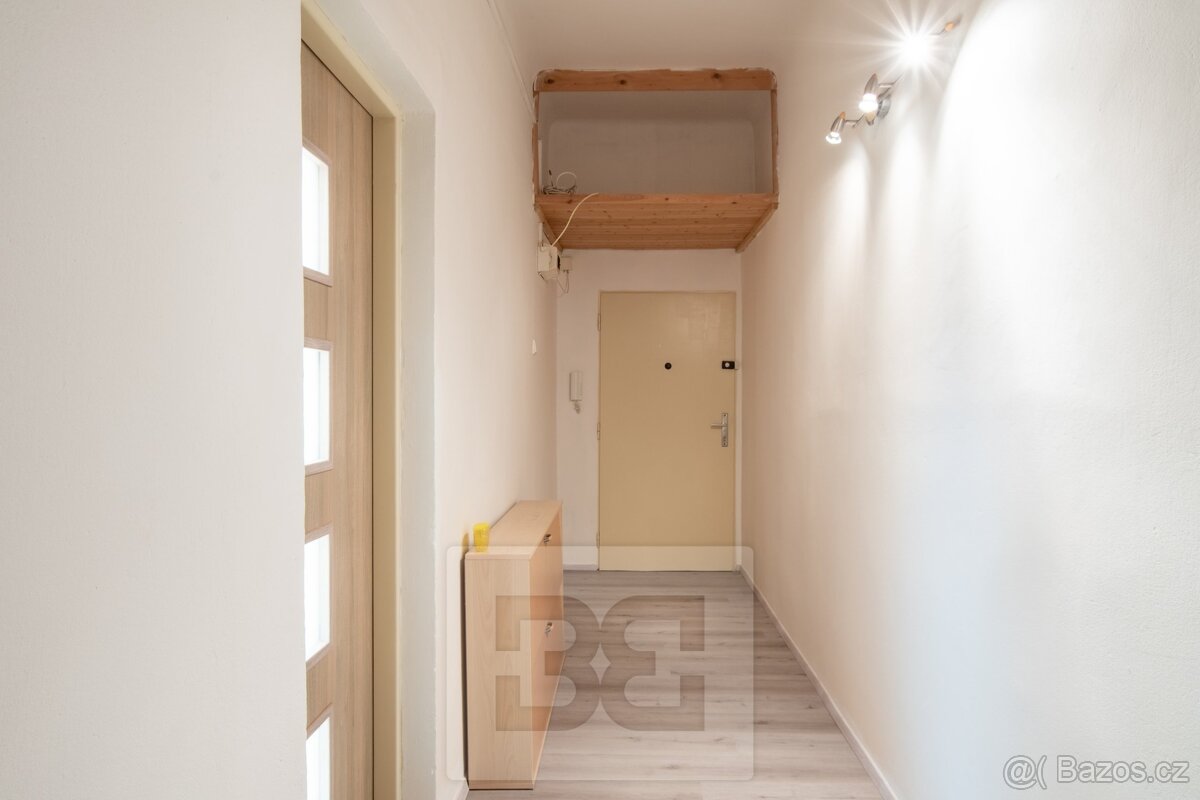 Pronájem bytu 2+kk 60 m², Praha - Libeň, ev.č. N08641 - 8