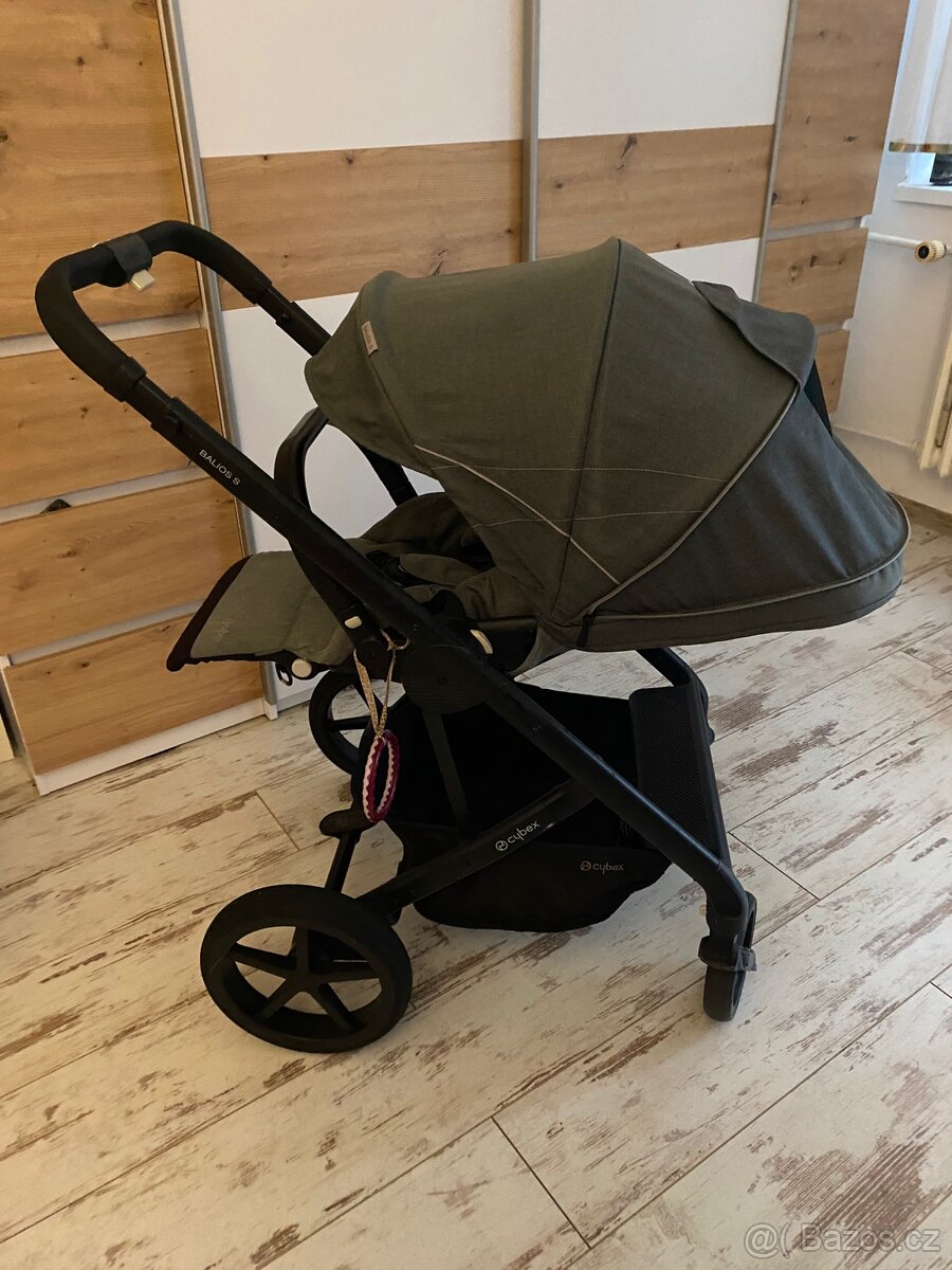 Cybex dvojkombinace + adaptery na autosedačku - 8