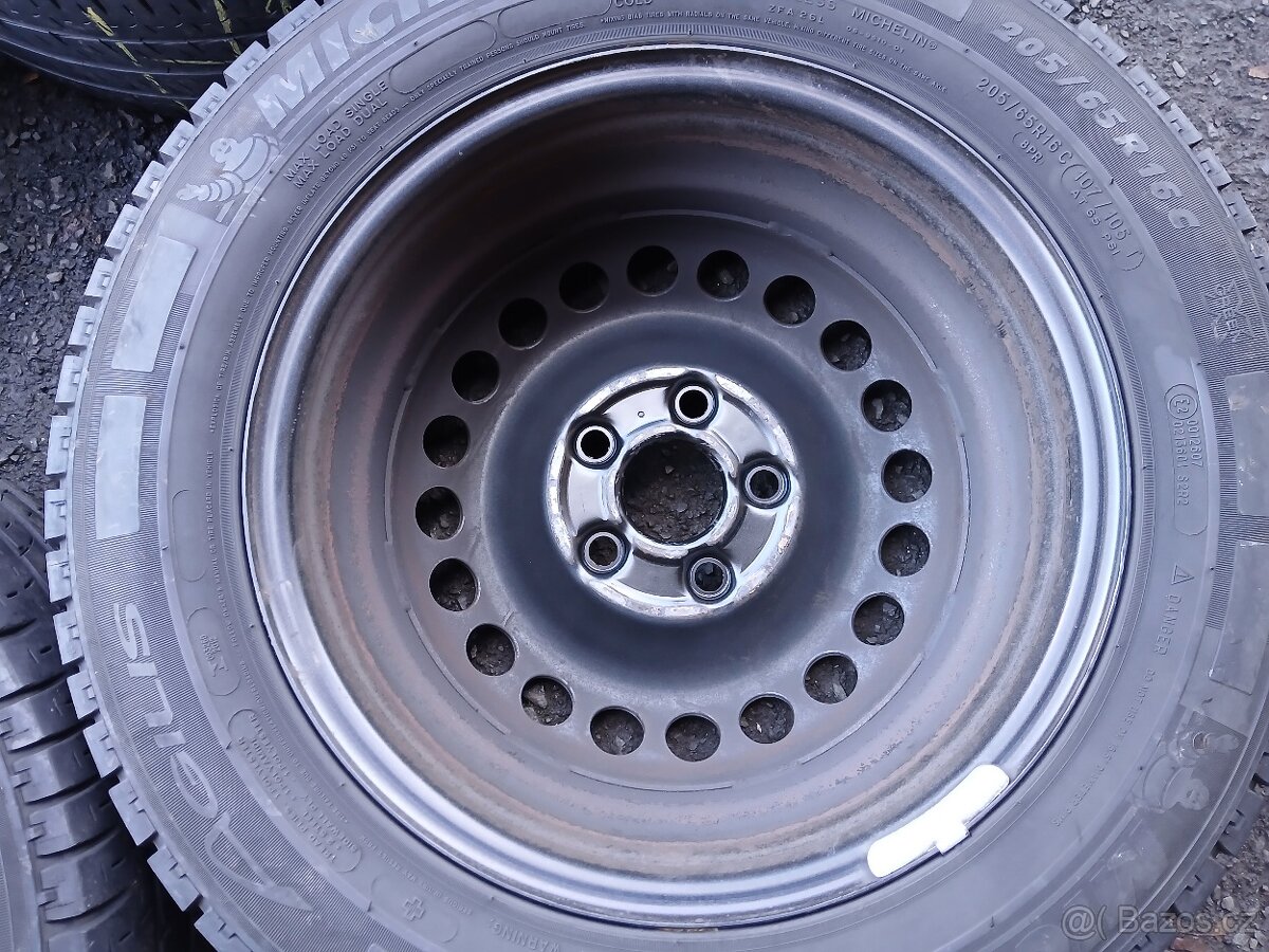 Prodám sadu ZÁTĚŽOVÝCH kol VW 205/65R16C - 8