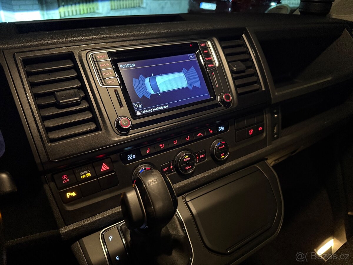 VW Multivan T6 DSG-LED-TAŽNÉ-Šedá metal. Natural Grey - 8