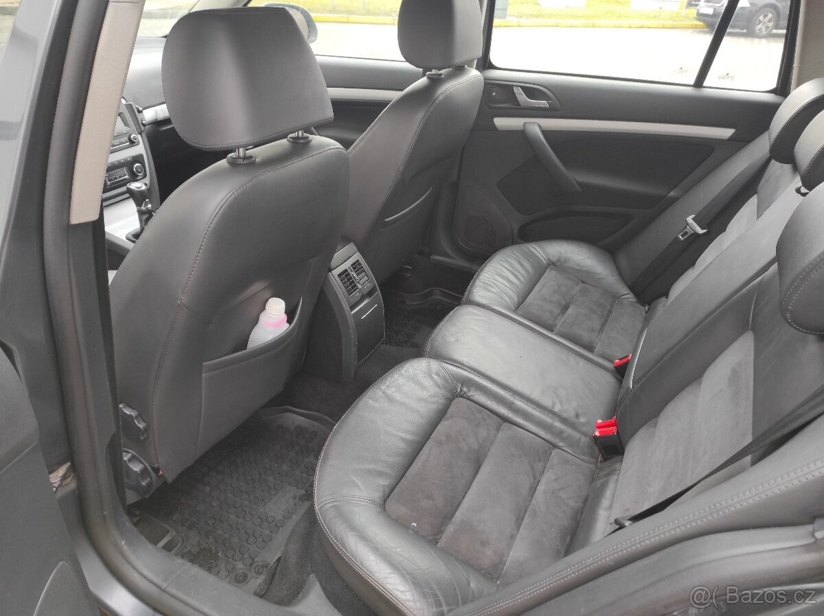 Škoda Octavia Scout 2 fl 2.0 TDI bmm - 8