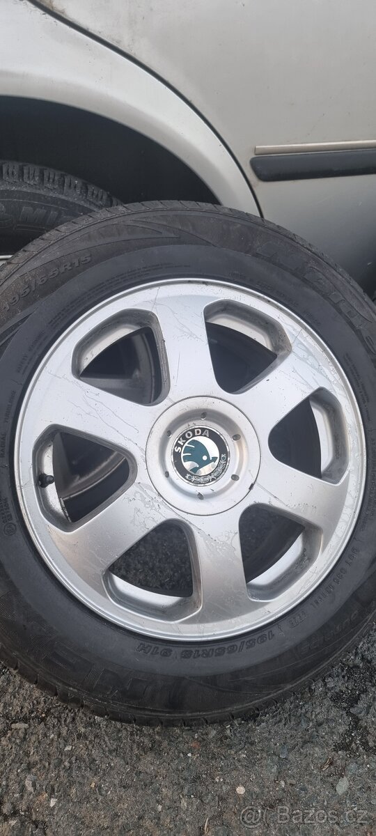 Sada alu disků s pneu - 8