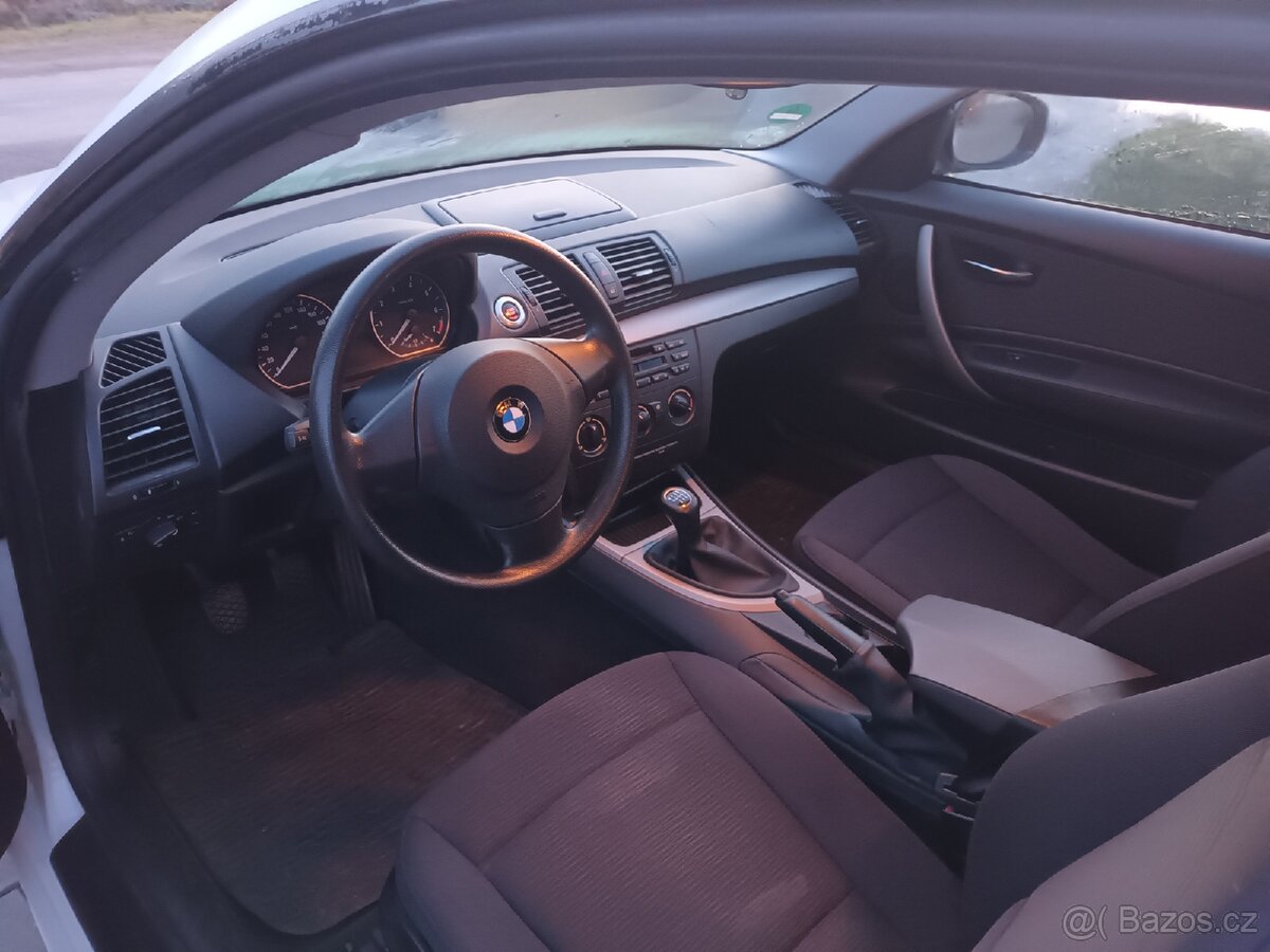 BMW 118i 90KW 2010 134.000km dvoje kola... - 8