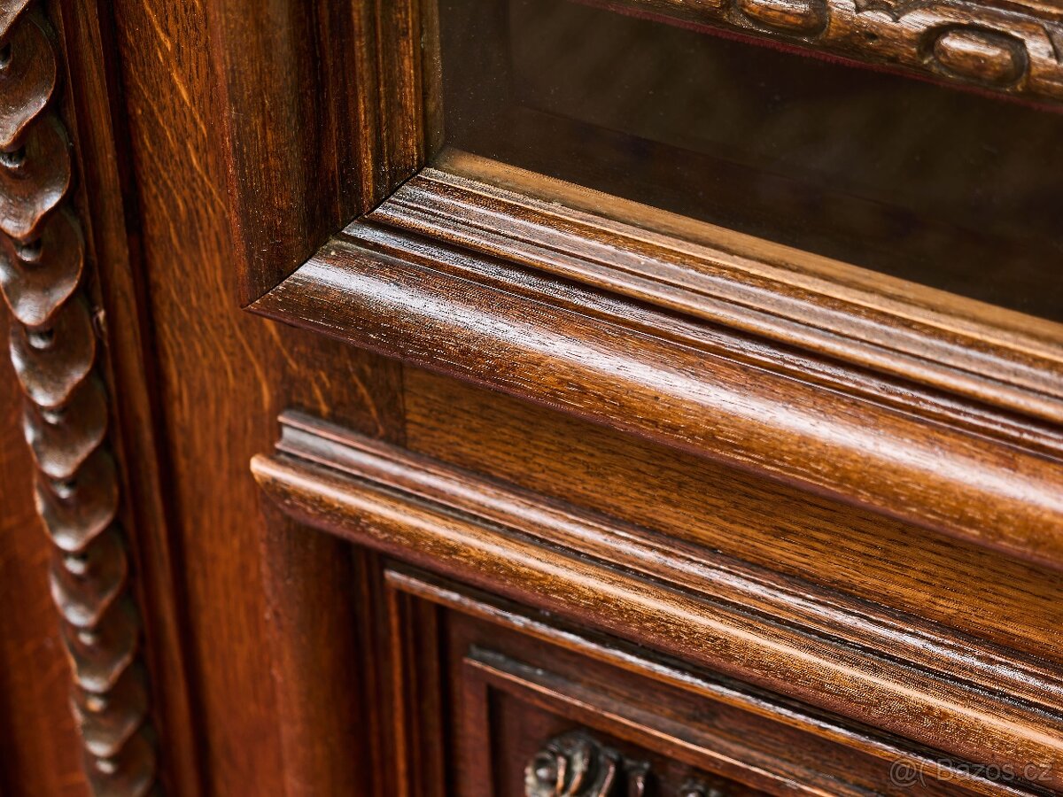 Masivní dubová knihovna v renesančním stylu, 19. století - 8