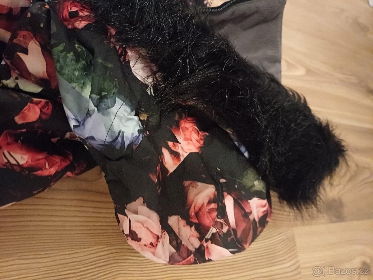 Lyzarska či snowboardová bunda ROXY s kožešinovým límcem - 8