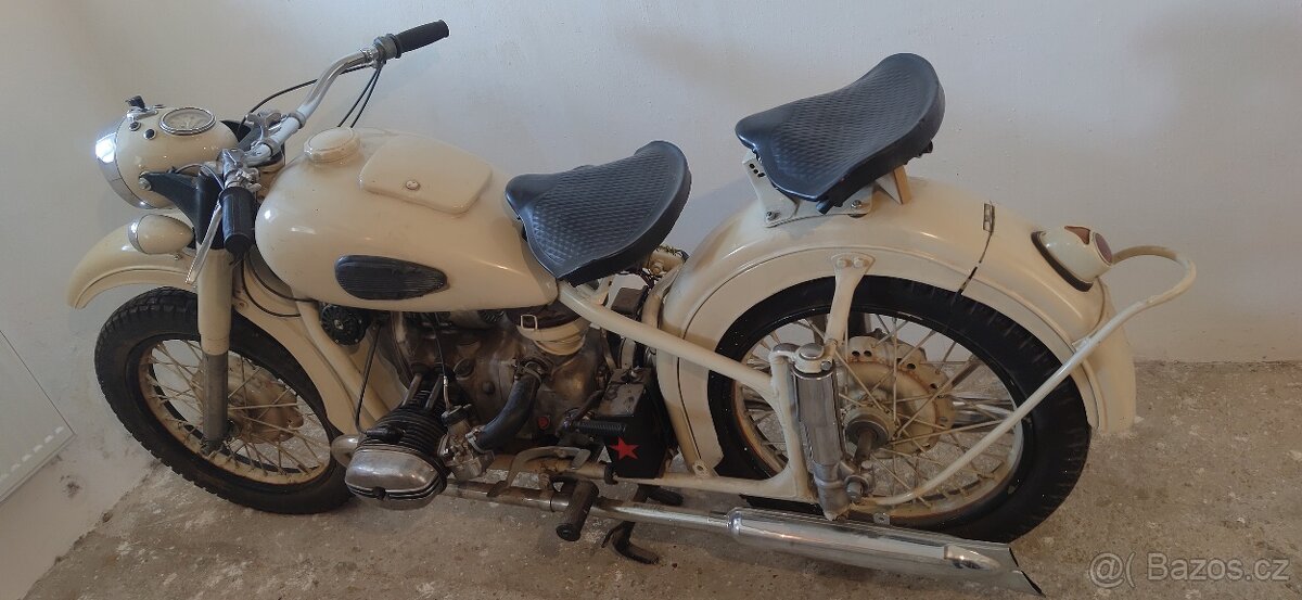 Ural M 61 Dněpr - 8