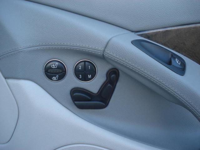 Mercedes-Benz SL 500 V8 - 8