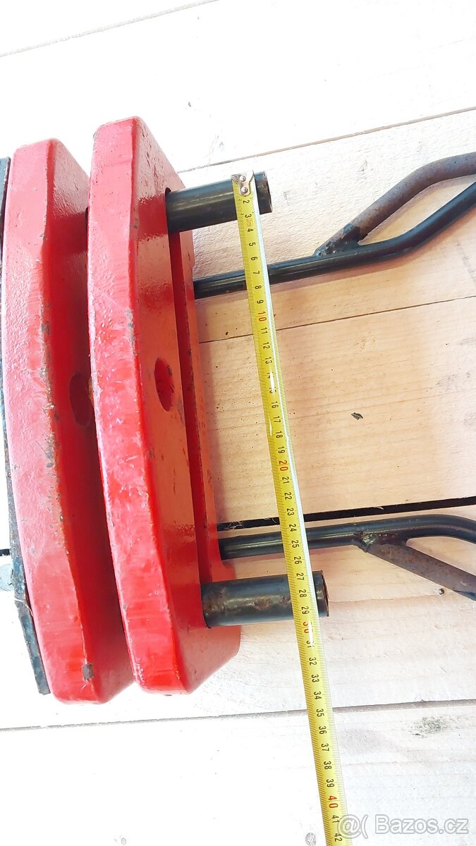 ZÁVAŽÍ PRO ZAHRADNÍ TRAKTOR - 8