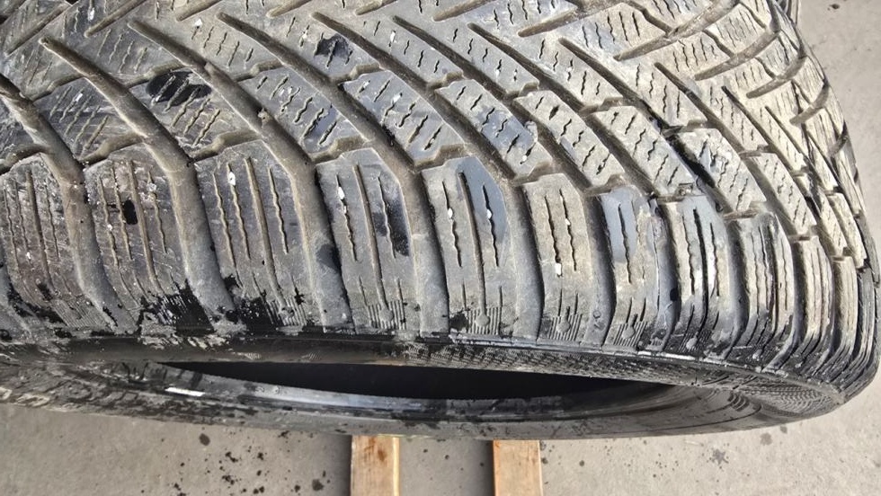 Zimní pneu 205/55/16 Continental - 8