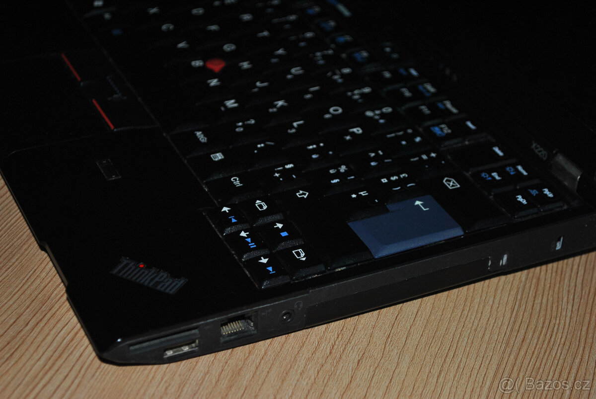 Libreboot - Lenovo ThinkPad X220 - dobrý stav - 8