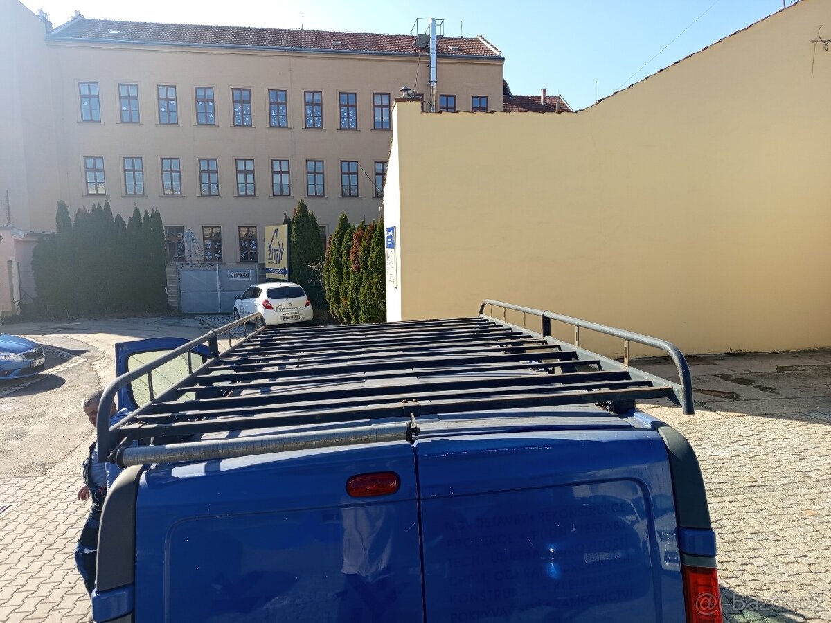 Vivaro - 8