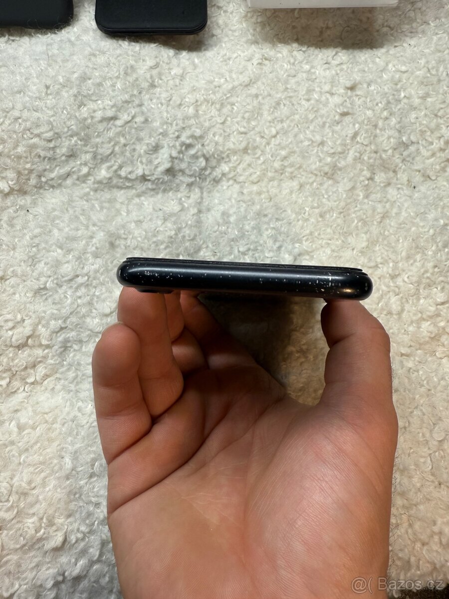 Apple iPhone 7 – 128 GB – originální baterie 100 % - 8