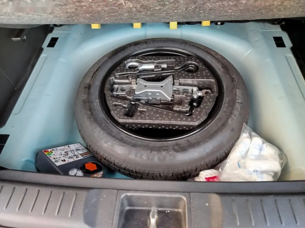 Suzuki Vitara, PREMIUM 1.4 103kW 4x4 AUTOMAT - 8