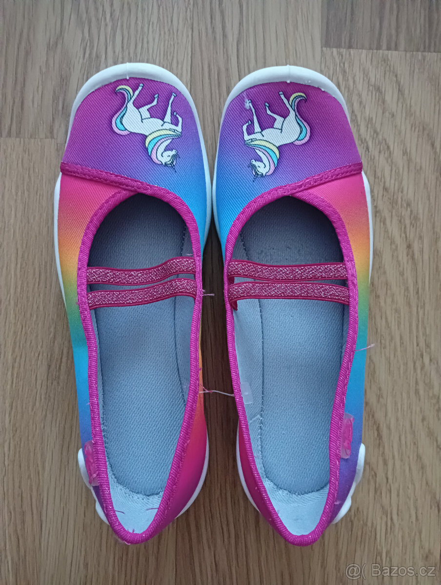 12x NOVÉ VĚCI TLAPKOVÁ PATROLA PAW PATROL + UNICORN - 8