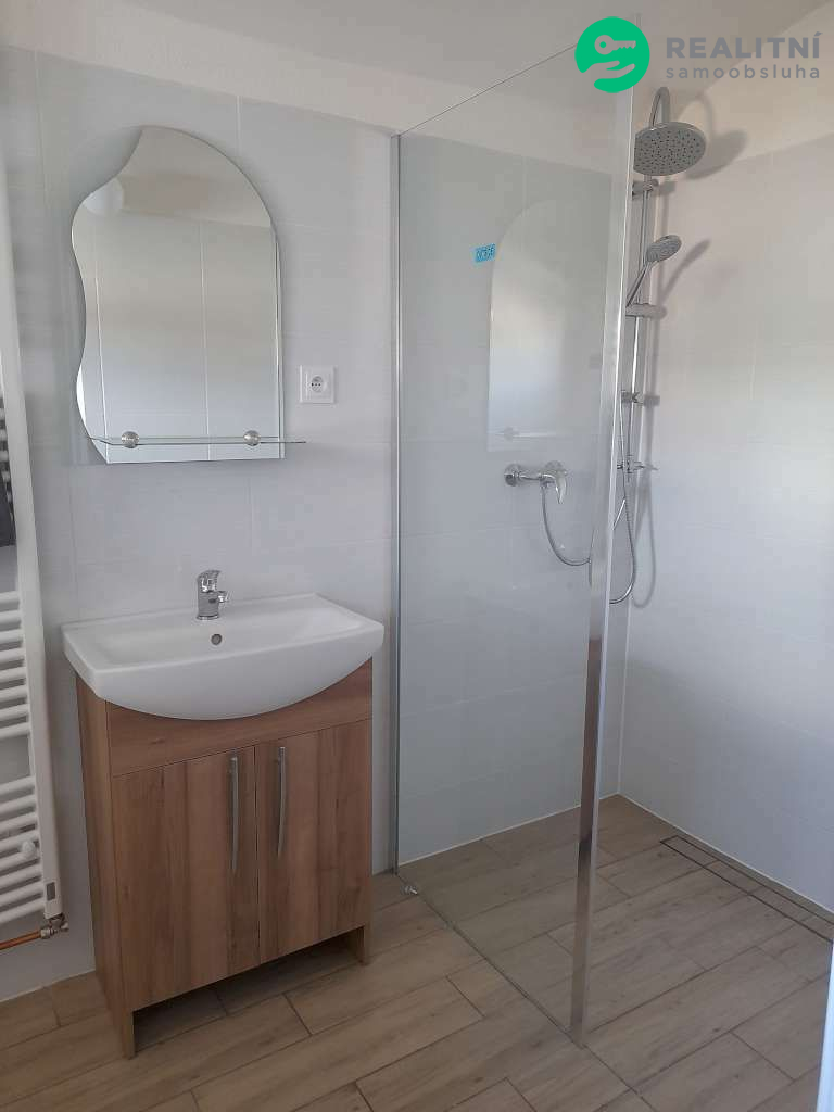 Rodiný dům v Hrušovanech n/J - 8