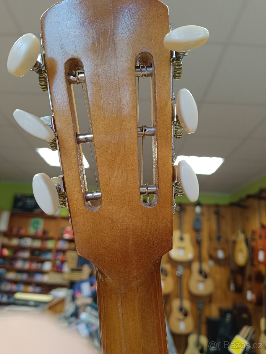 Nabízím starou bulharskou akustickou kytaru - Kyjov - 8