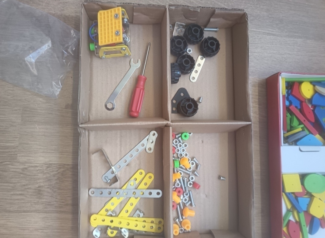 Dětské stavebnice a kreativní hračky – auta a technika - 8