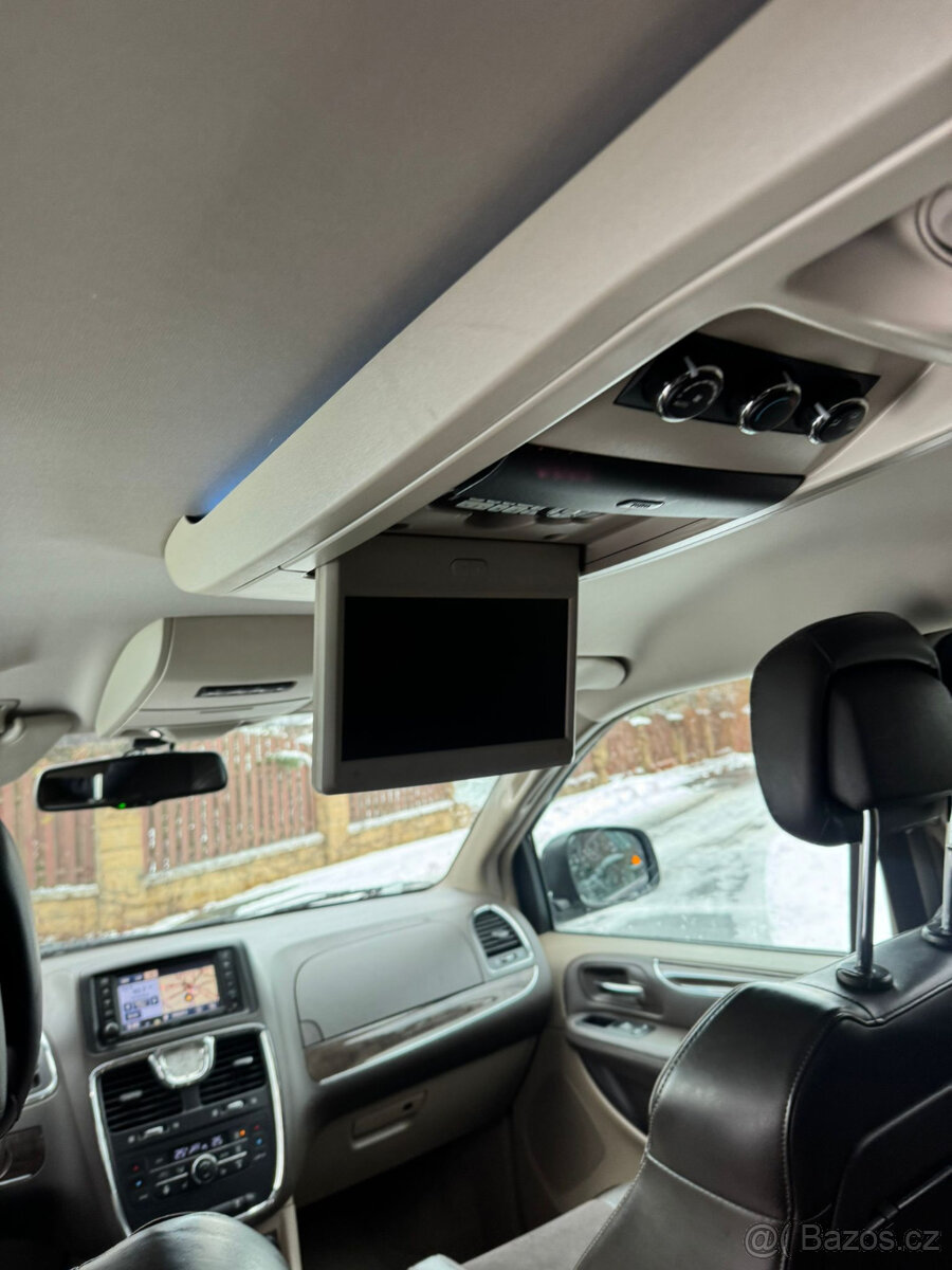 Lancia Voyager 2.8 CRD, automat, 7 míst - 8