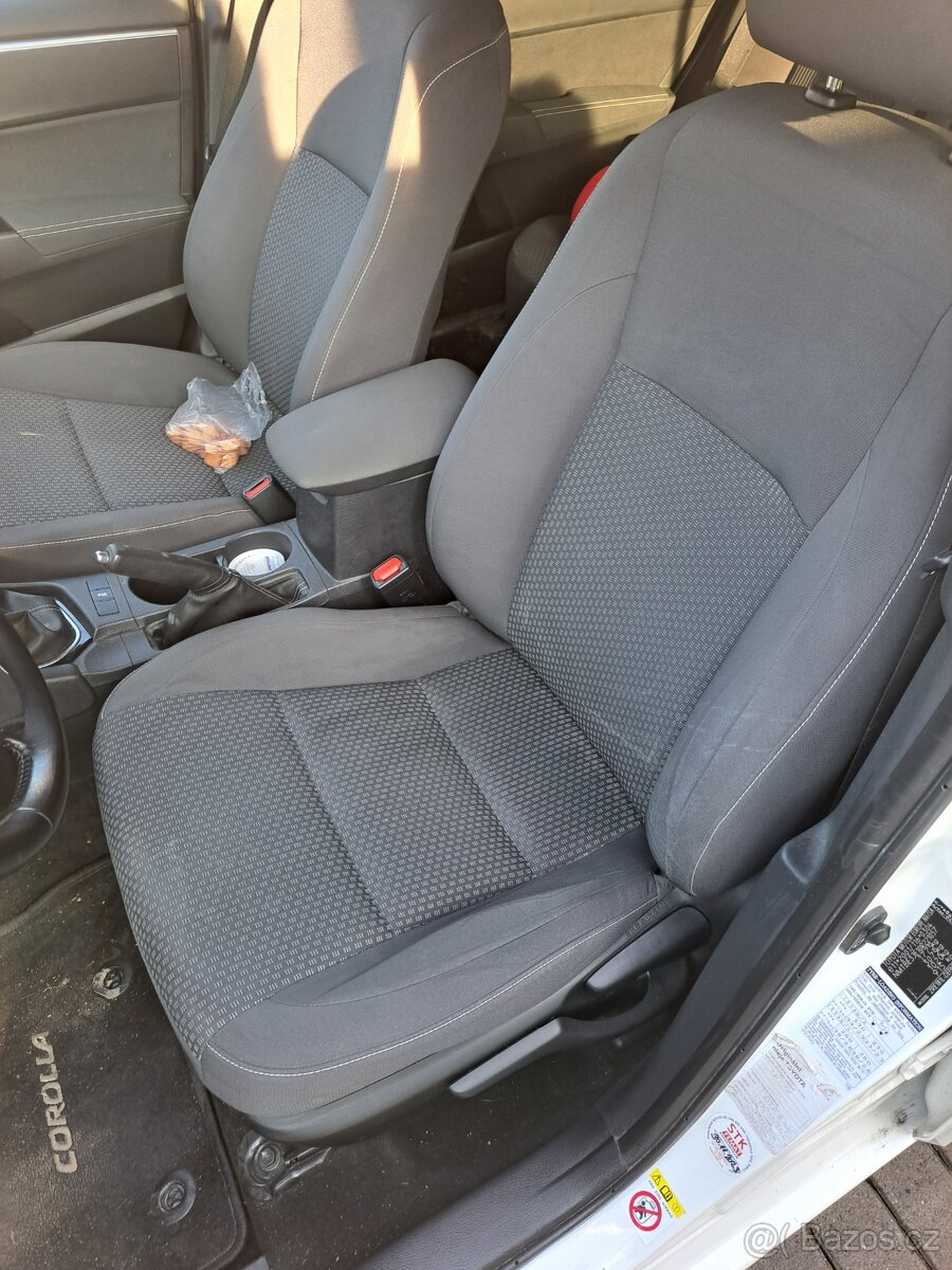 Toyota Corolla 1.6 97kw - 8