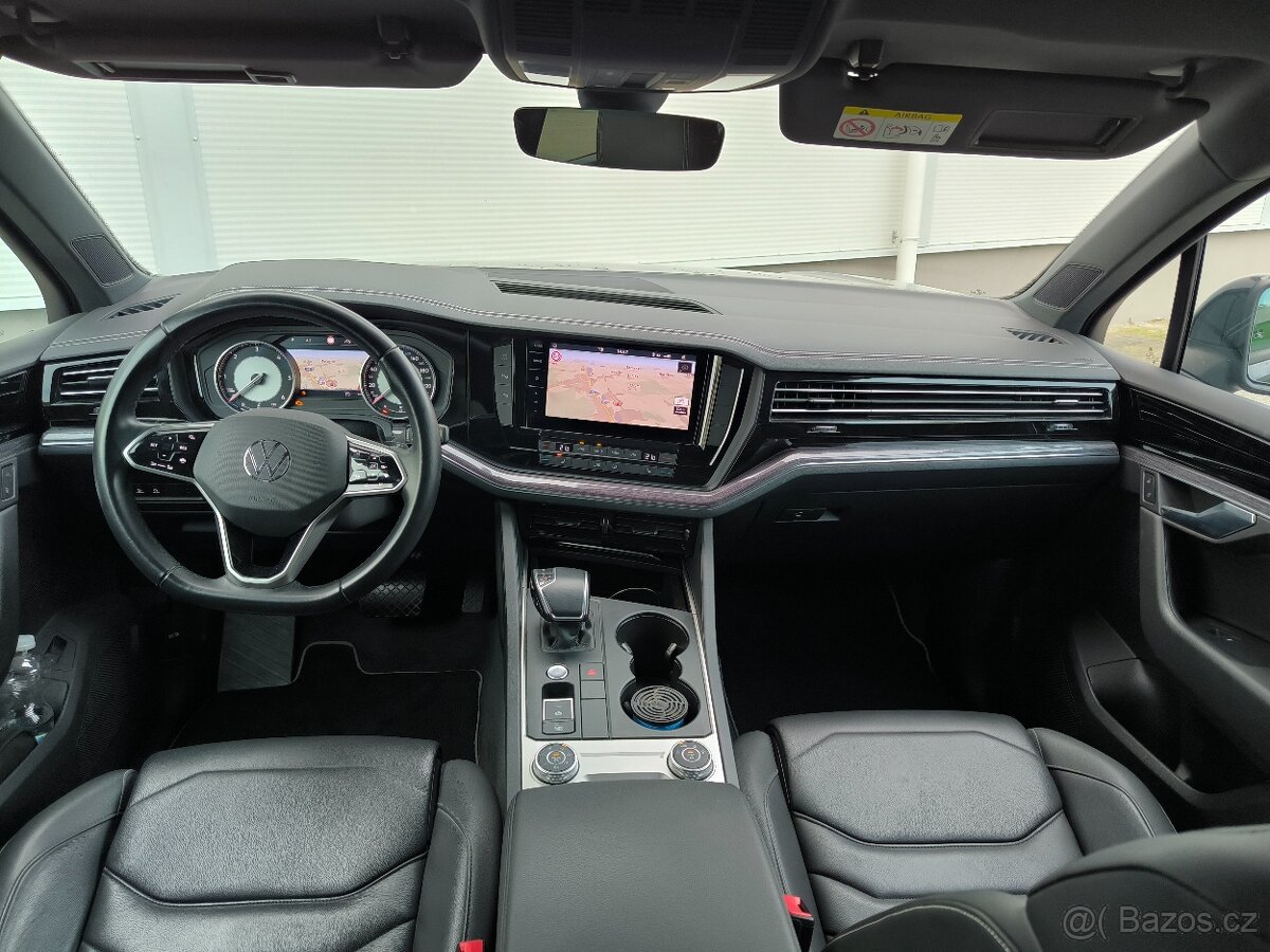 VW Touareg 3.0 TDi 4M VZDUCH, KŮŽE, TZ , 12/2020 DPH - 8