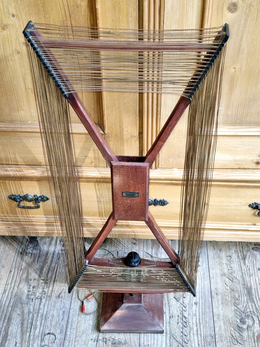 Starožitná rádio Anténa L.G.M., Francie, rok 1930 - 8