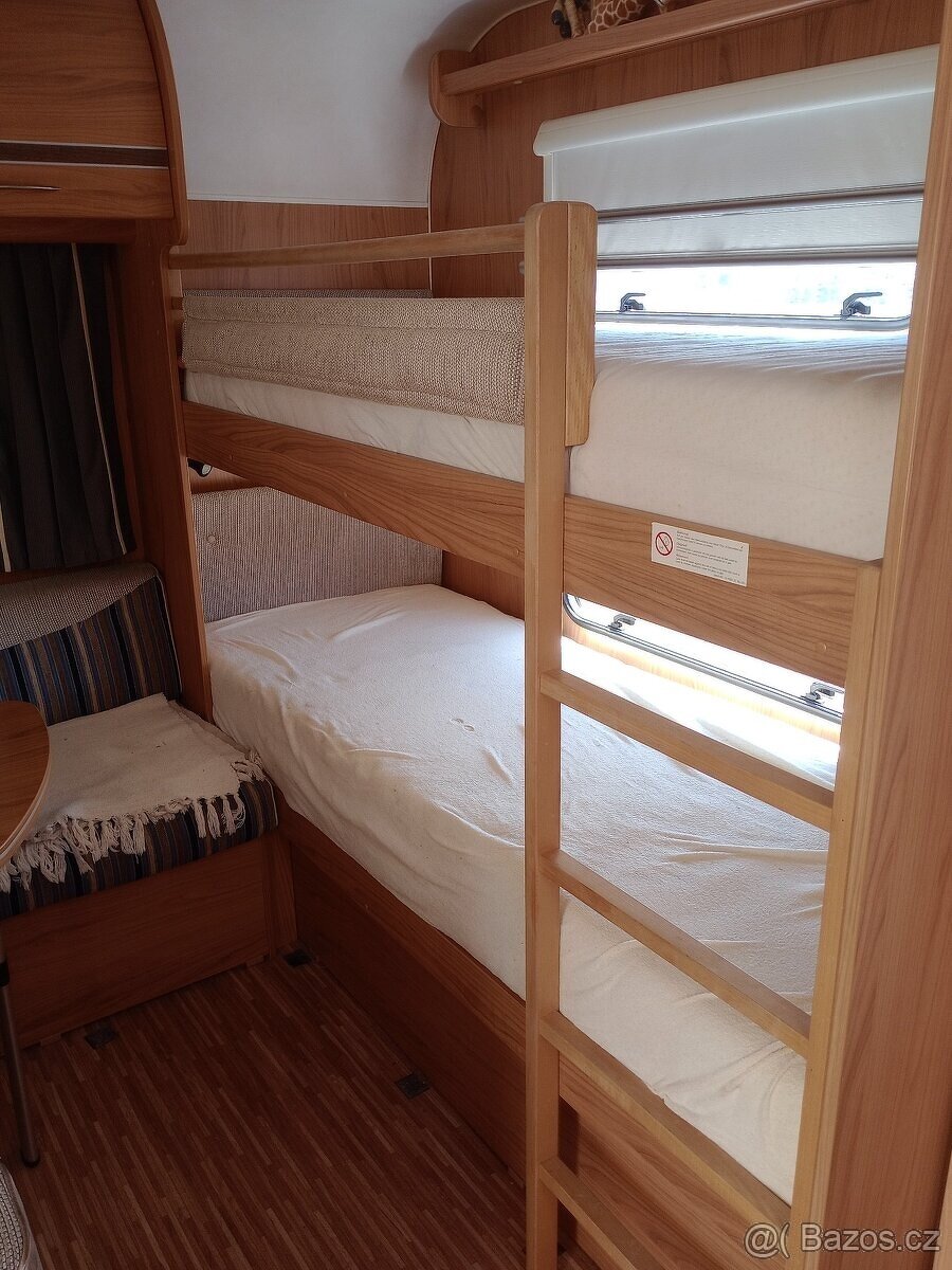 Prodám Karavan Burstner pro 9 osob - 8