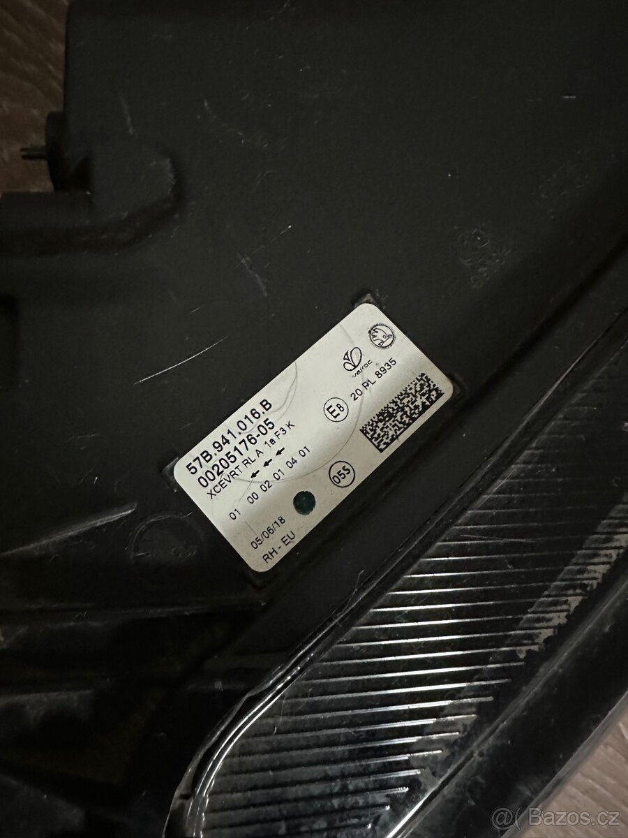 Světlo škoda kamiq fl - 8