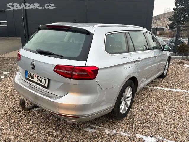 VW PASSAT Kombi 2.0 TDi - 8