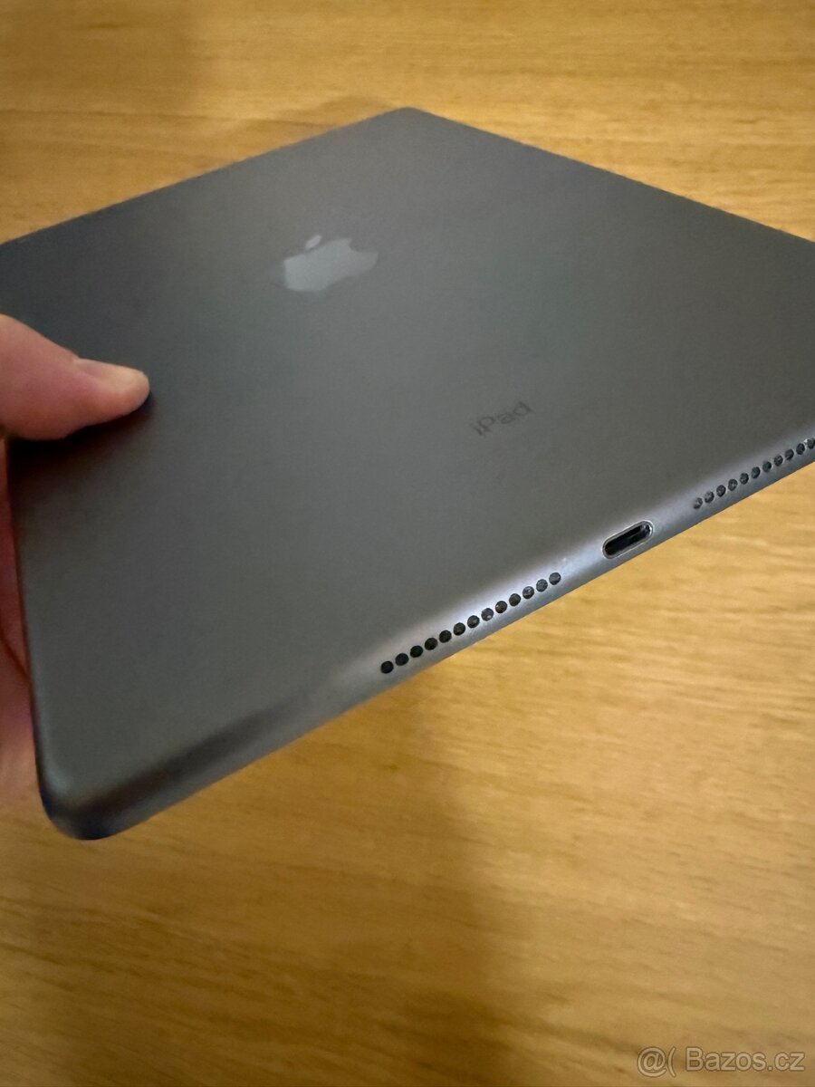 Apple IPad 8.generace 10.2 (2020), 128GB - 8