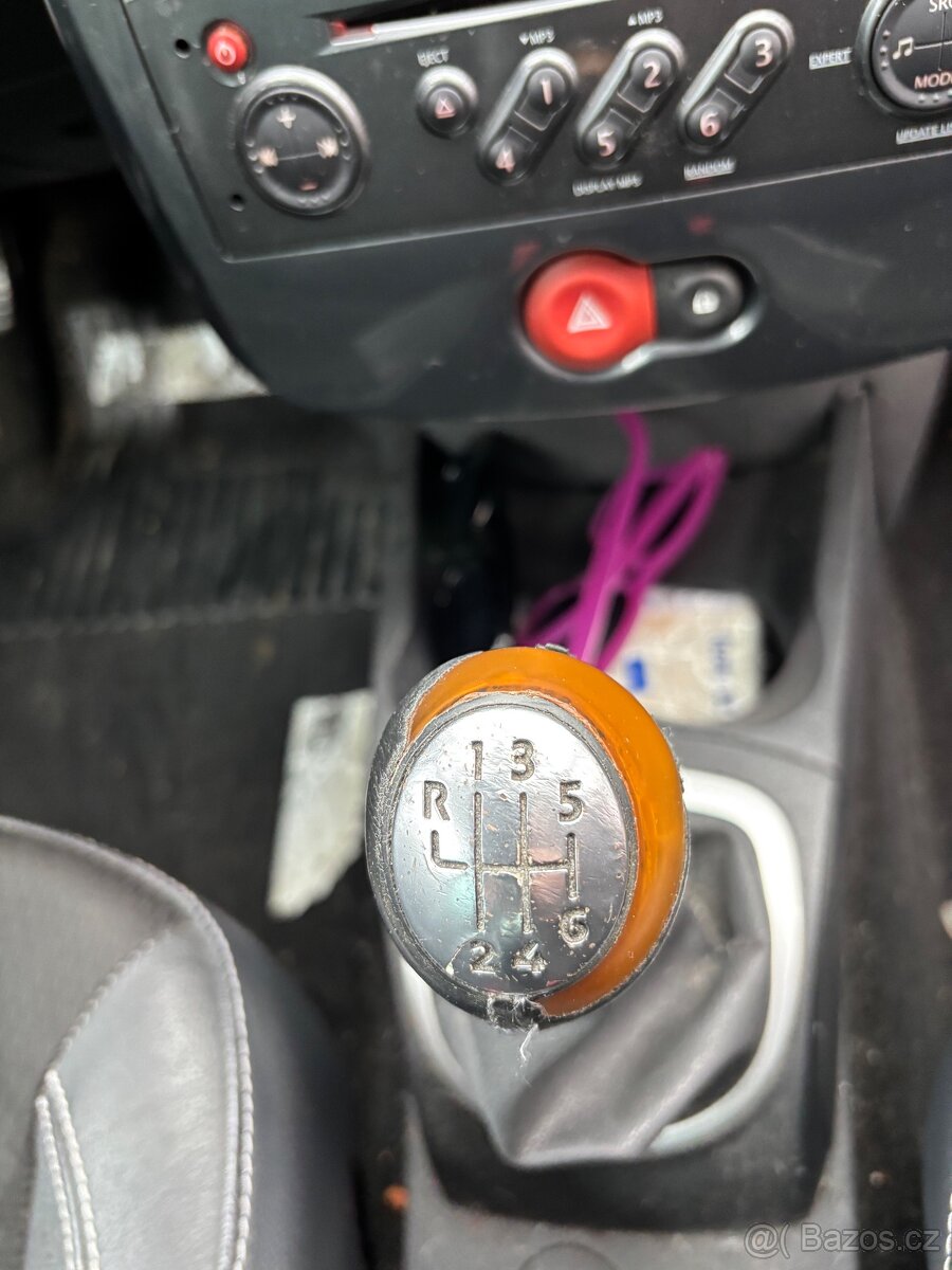 Renault clio 3 combi - 8