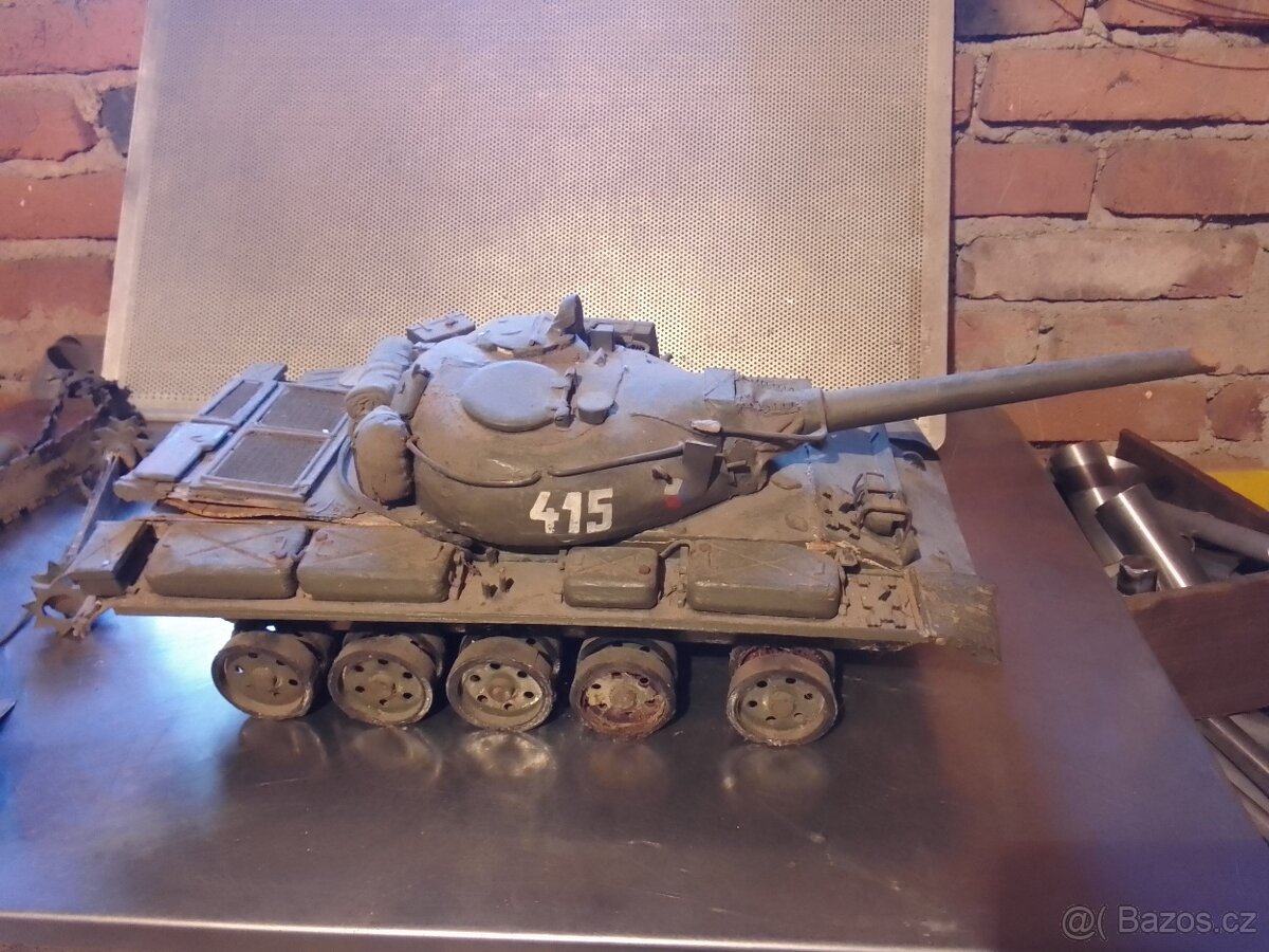 Model tanku T -55 - 8