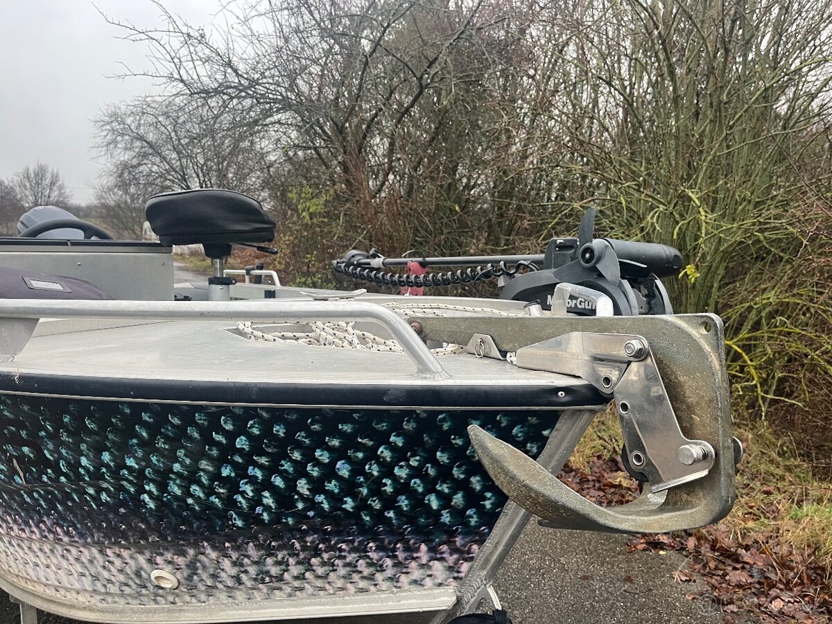 Hliníková rybářská loď - 8