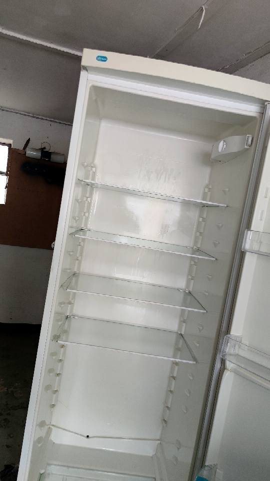 Lednice ZANUSSI – vysoká - 8