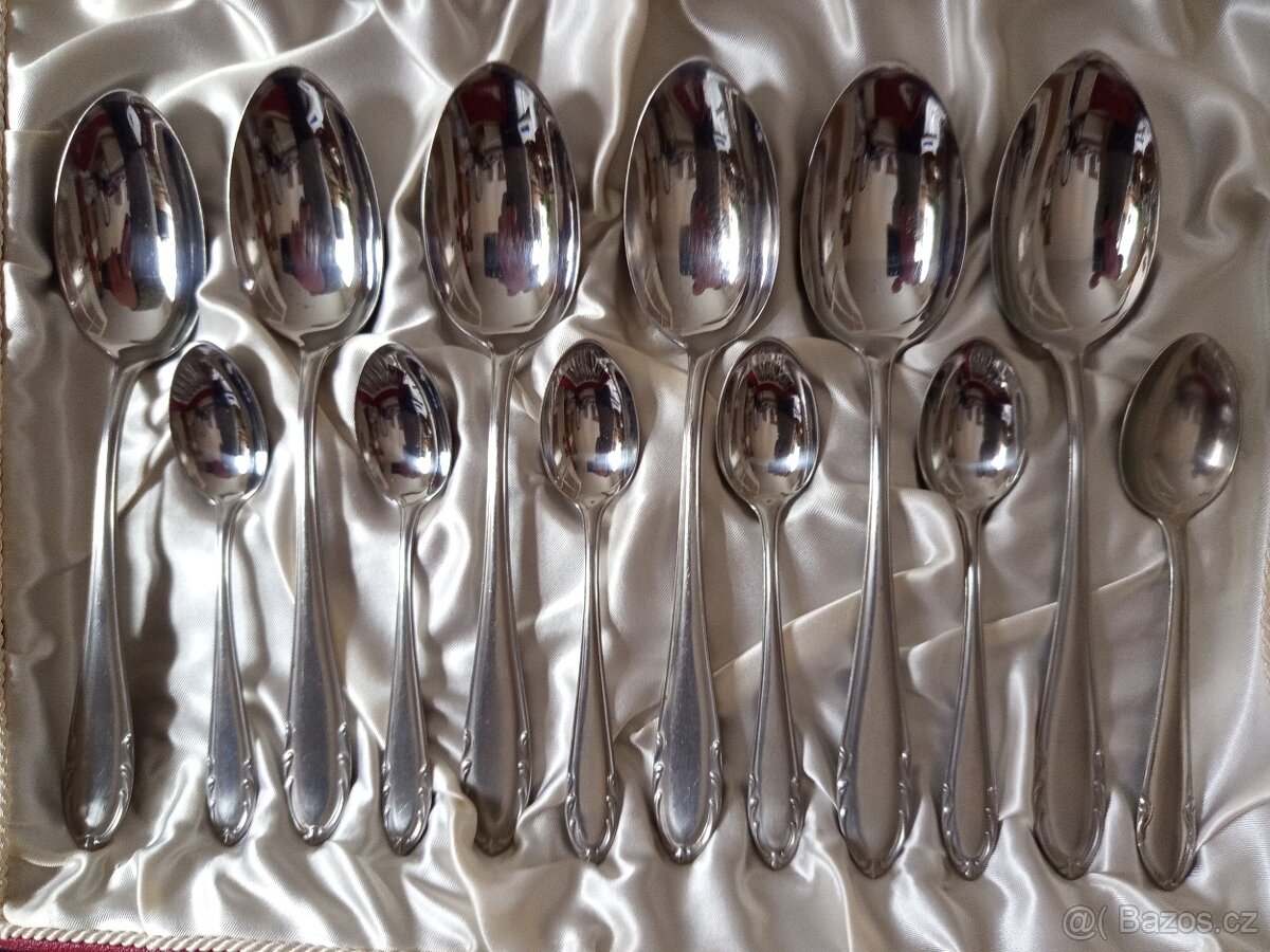 STAROZITNE PRIBORY - 8