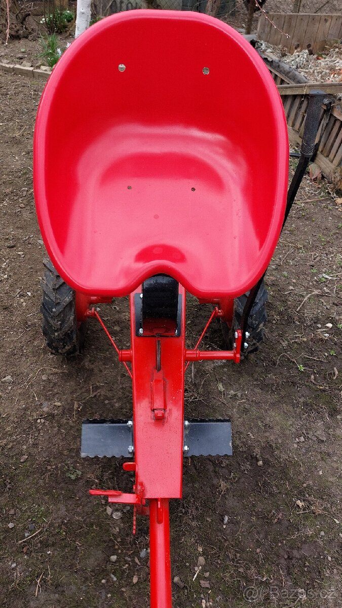 VARI nosič AV-3 - 8