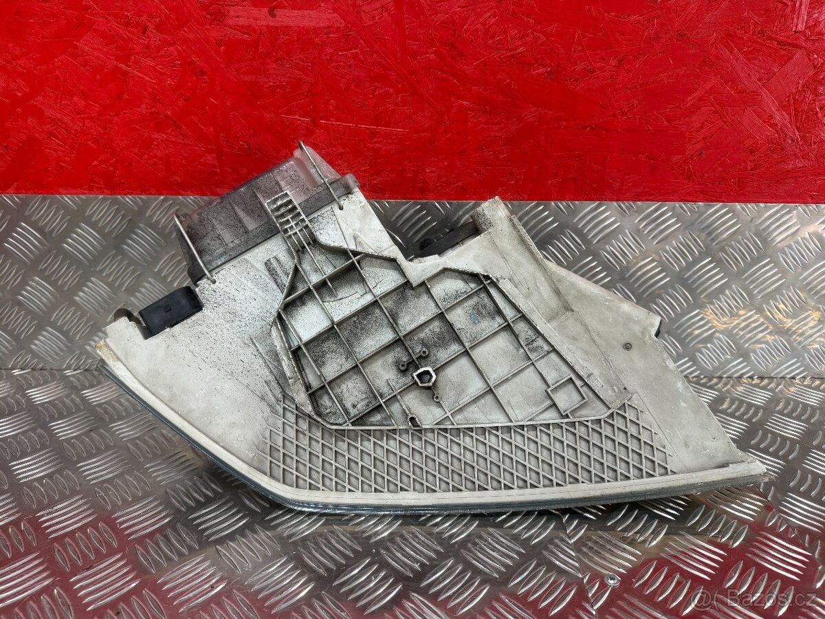 PŘEDNÍ SVĚTLA ŠKODA OCTAVIA 2 PŘED. FACELIFT - 8