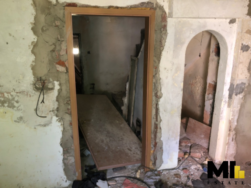 Prodej rodinného domu o velikosti 265 m2 na pozemku o veliko - 8