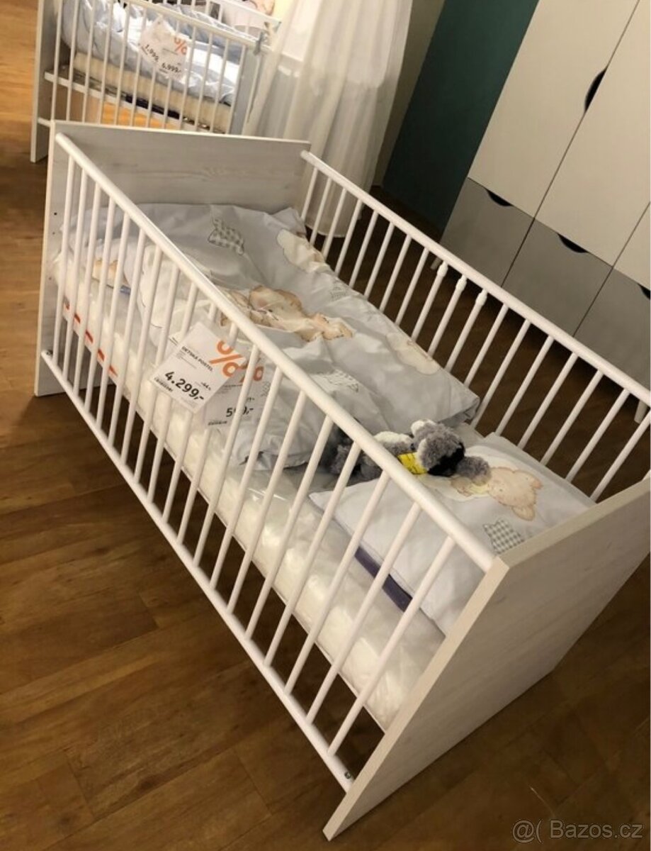 Komoda + postýlka + matrace - 8