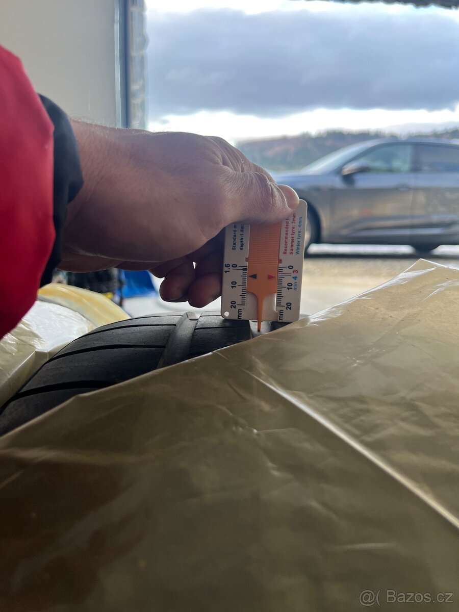 Prodam bridgestone 255/50 r20 letni - 8