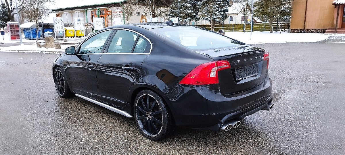 VOLVO -S60 -T6 -AWD - 8