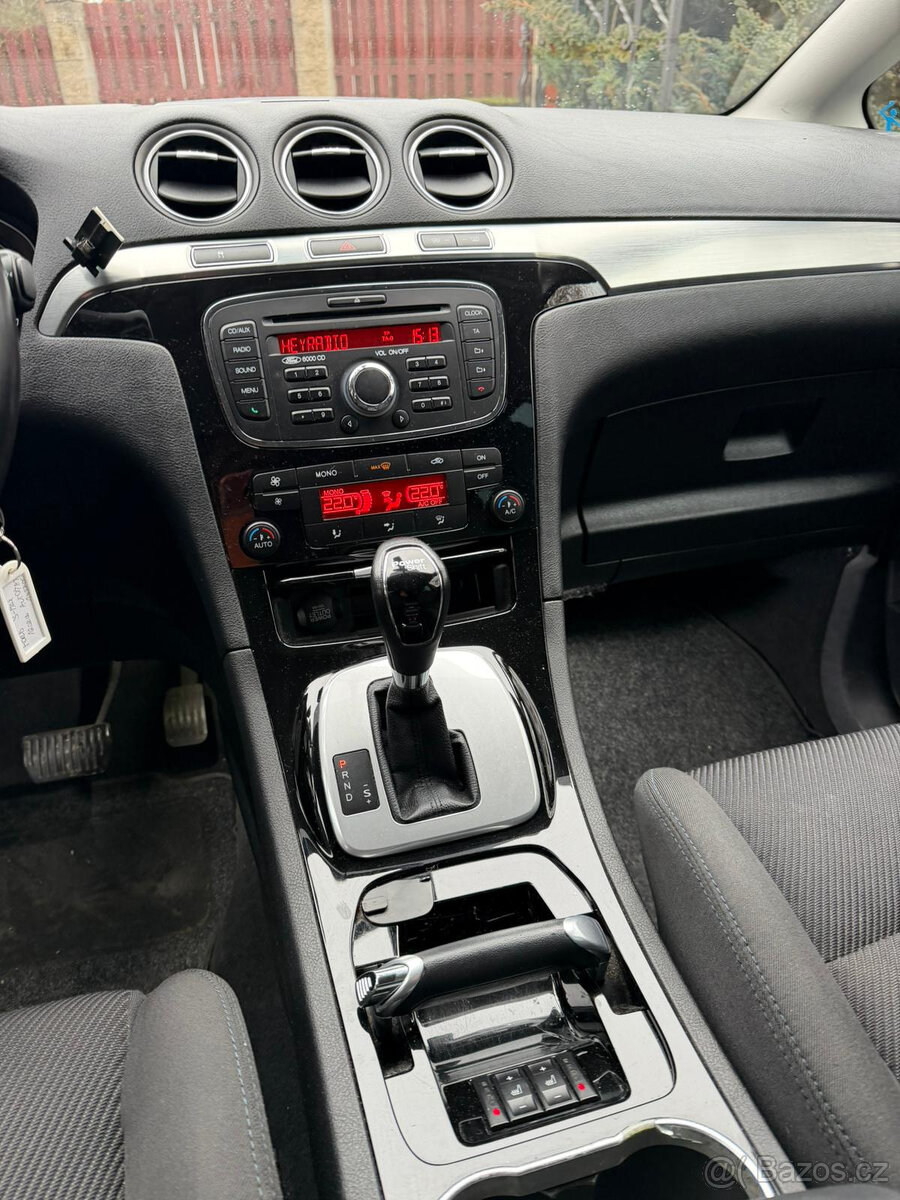 Ford S-MAX 2.0 TDCi, Automat, 7 míst, GHIA – TOP stav - 8