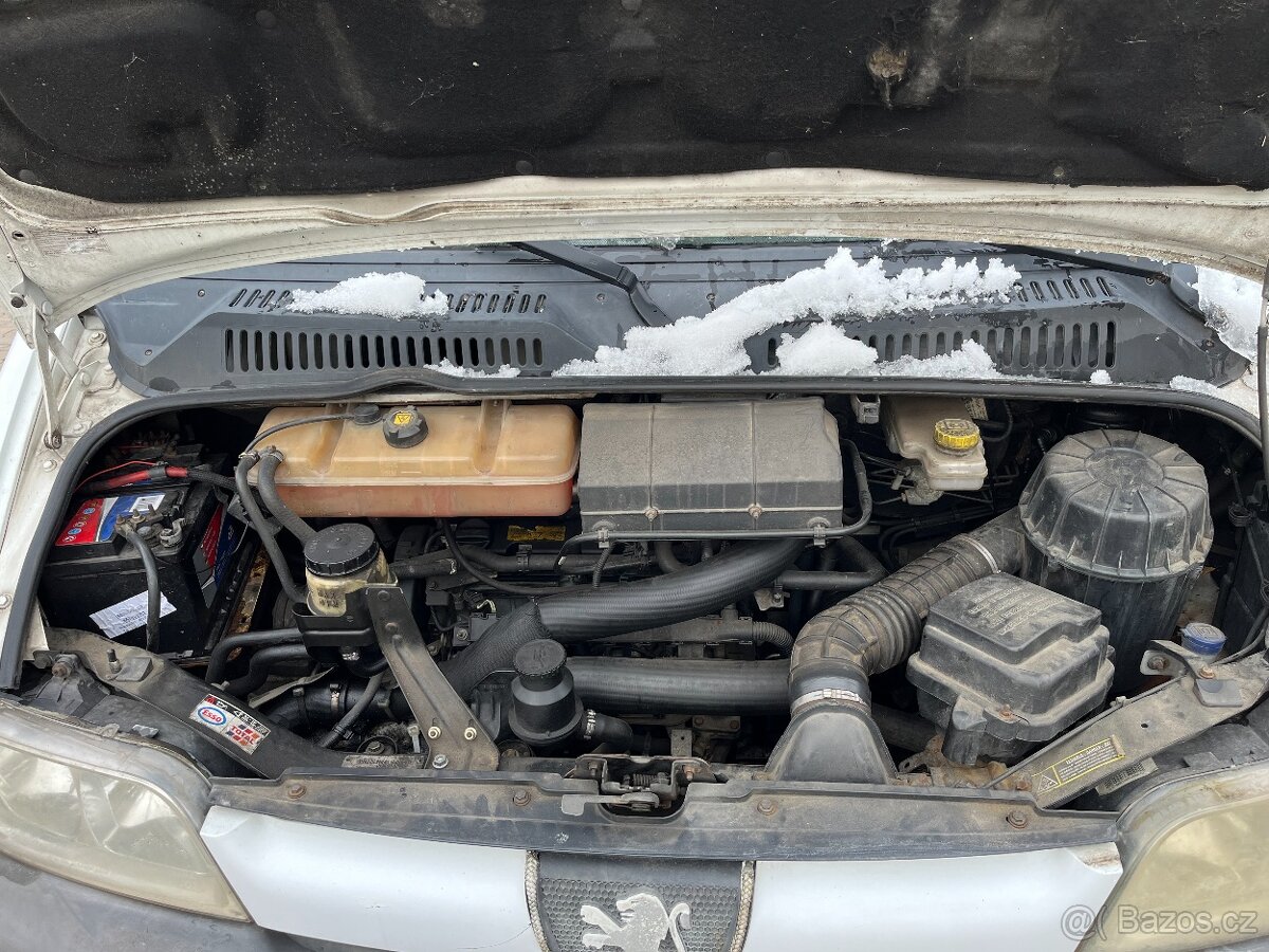 PEUGEOT BOXER 2,2 D 74 KW 6 MÍST 392107KM - 8