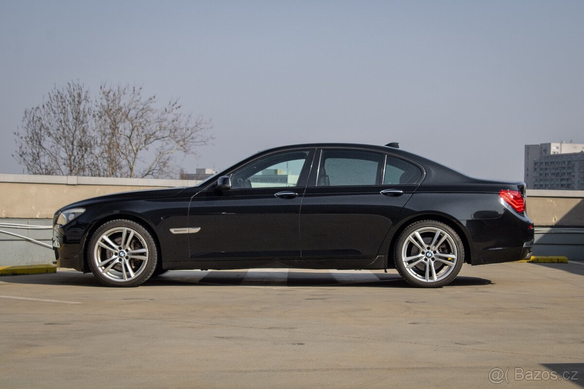 BMW Rad 7 730d 155kW AT M paket / PREVERENÉ KM / - 8