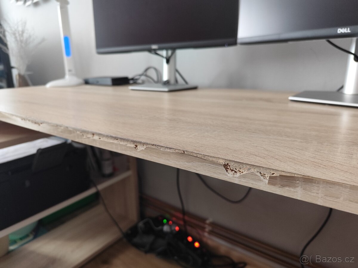 Pracovní stůl - 8