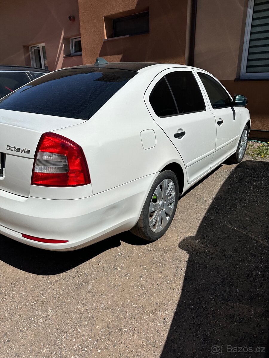 Škoda octavia 2 1.6tdi facelift - 8