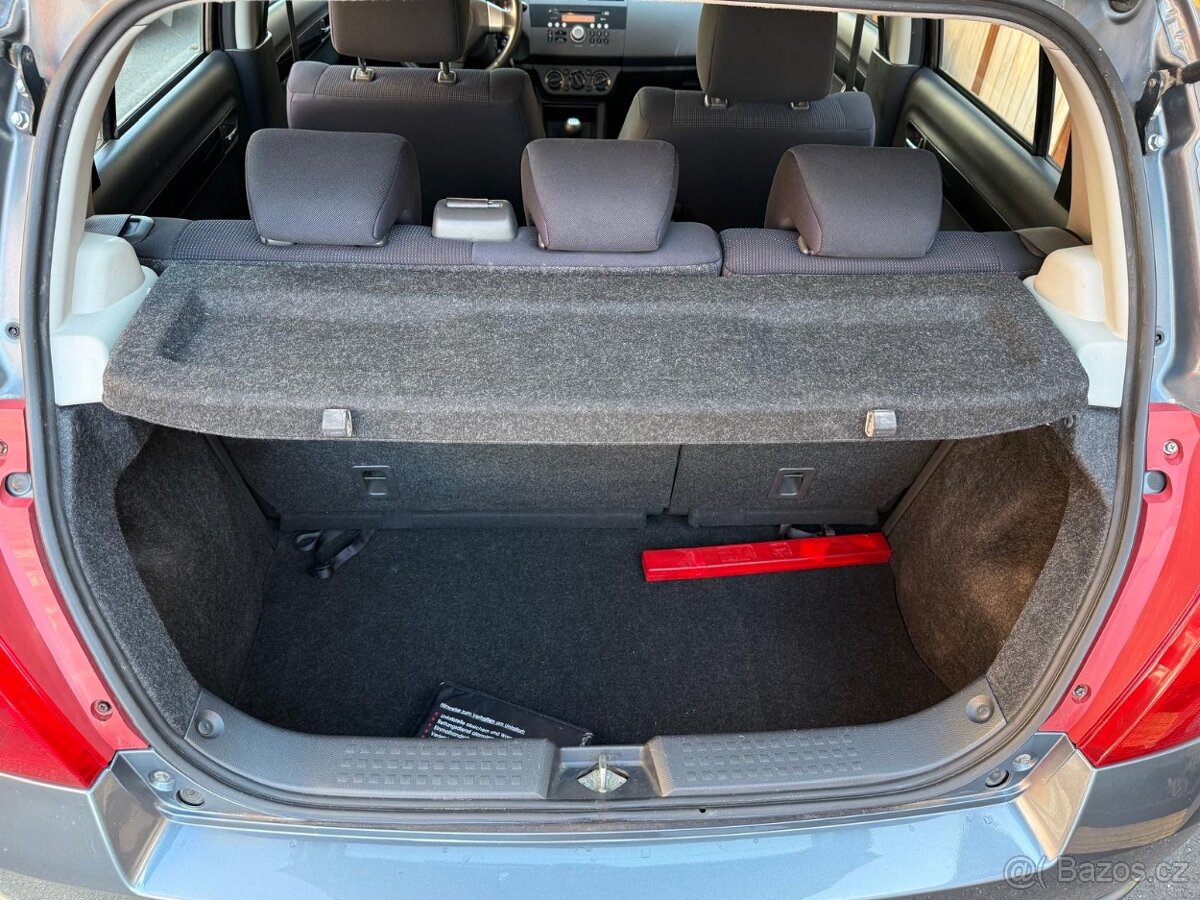 Suzuki Swift 1,3i - 8